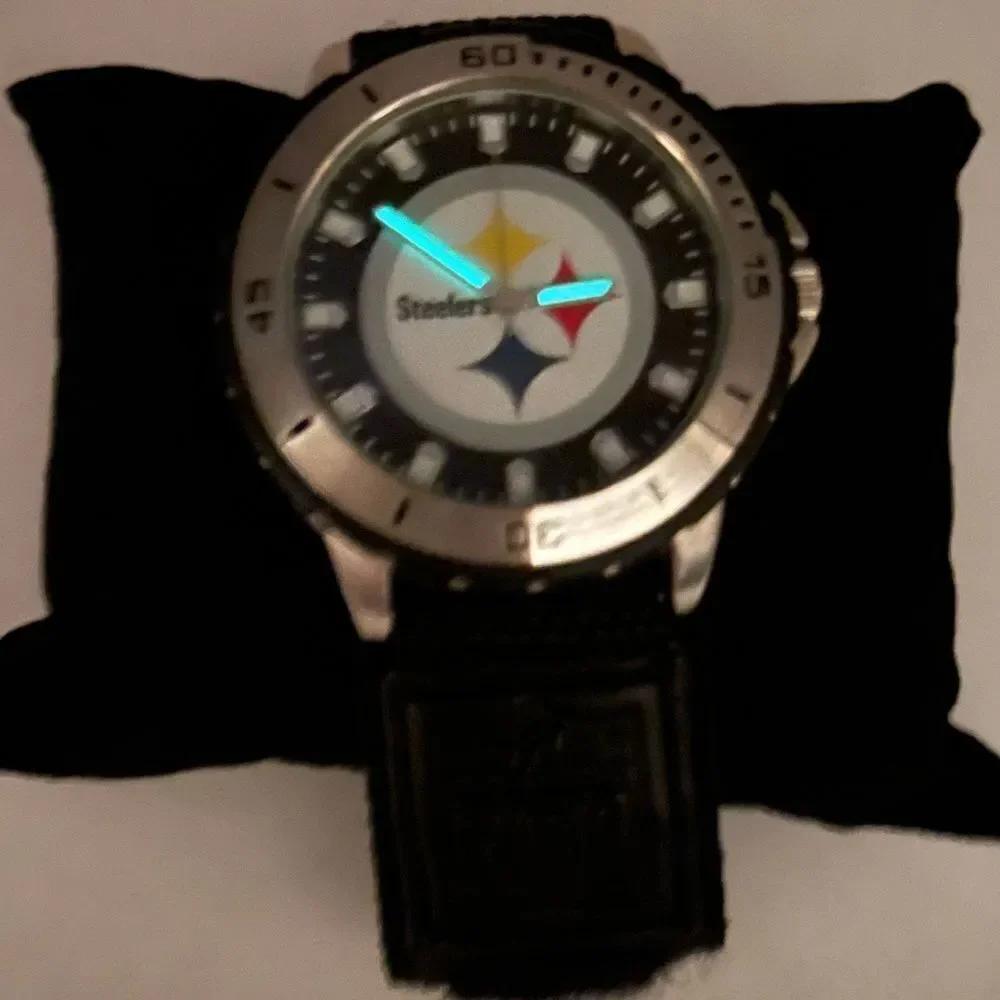 Pittsburgh Steelers Watch with Lighted Hour hand and minute hands